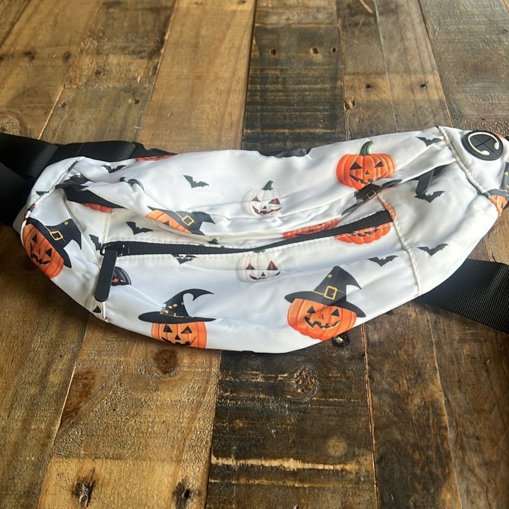 MAXTOP Large Crossbody Fanny Pack with 4-Zipper Pockets